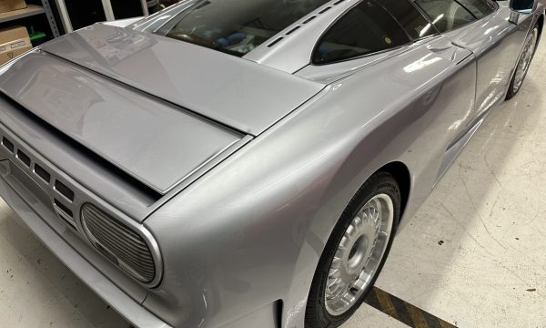Bugatti EB110 GT4
